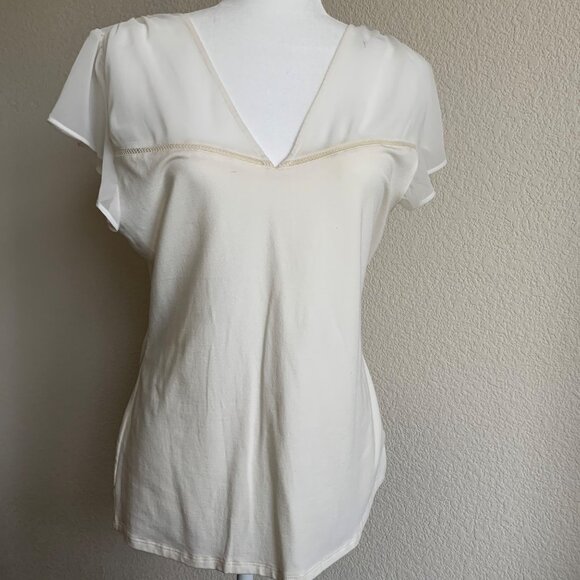EXPRESS V-Neck Gathered Chiffon Sheer Flutter Sleeve Top Ivory Large NWT - Picture 2 of 6